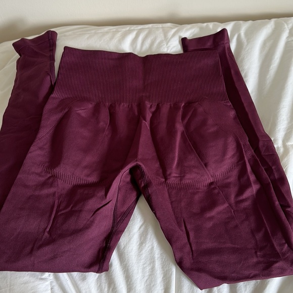 Ironbull High Waisted purple red Leggings - Picture 2 of 4